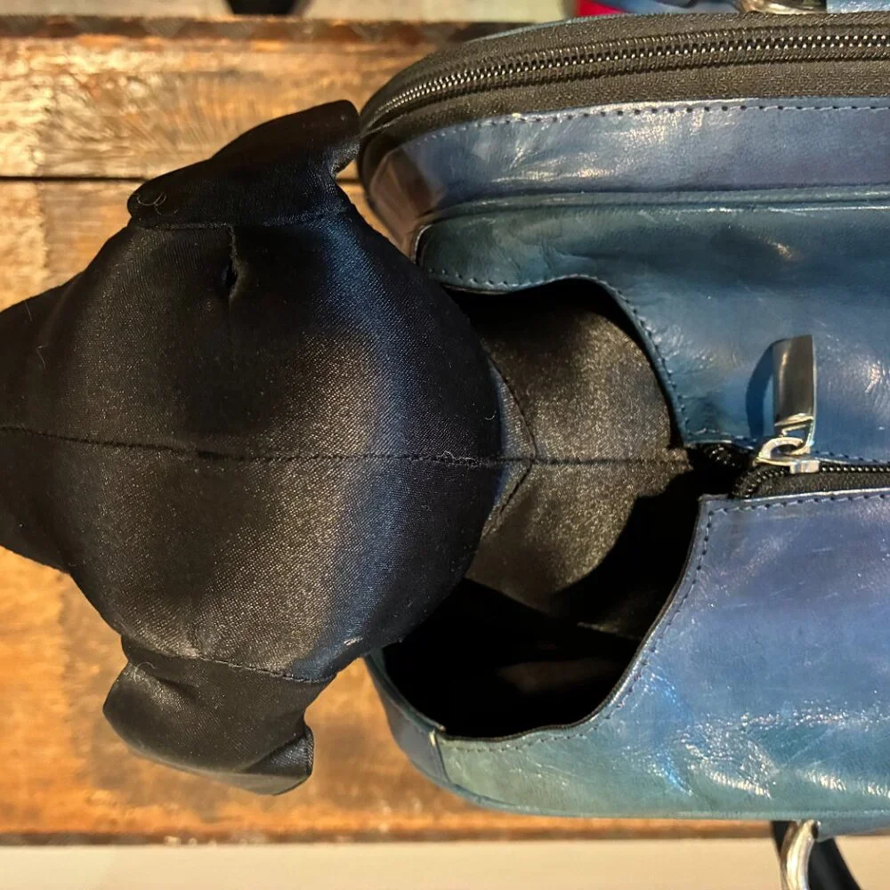 Hand-crafted leather pet carrier by Dharma Dog/Dharma Cat